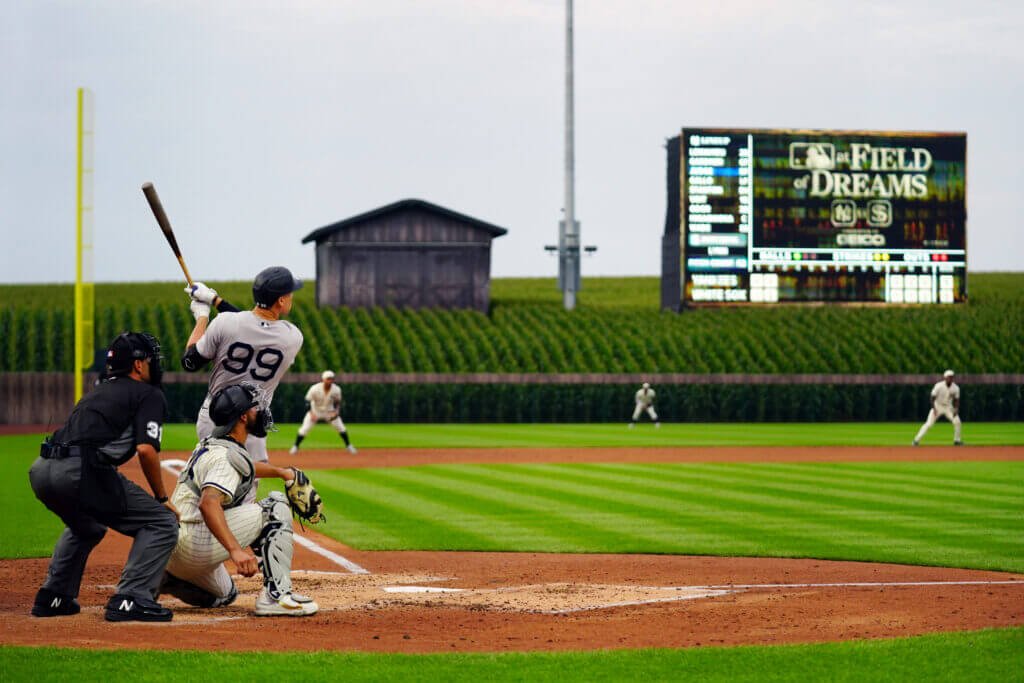 MLB Auctions Field of Dreams Game